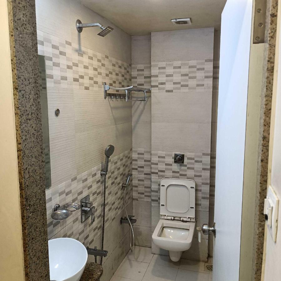 Hotel O Elite Plaza Мумбаи Экстерьер фото